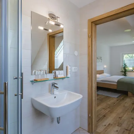 Domacija Log V Bohinju * Bohinjska Bistrica