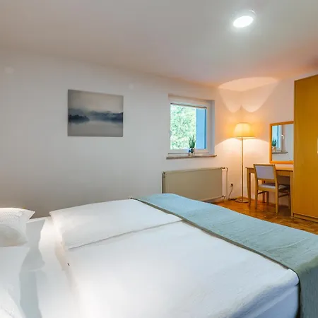 Domacija Log V Bohinju Lantgård