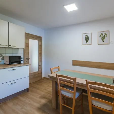 Lantgård Domacija Log V Bohinju