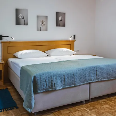 Feriegård Domacija Log V Bohinju *