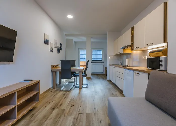 Bivanje na kmetiji Domacija Log V Bohinju *